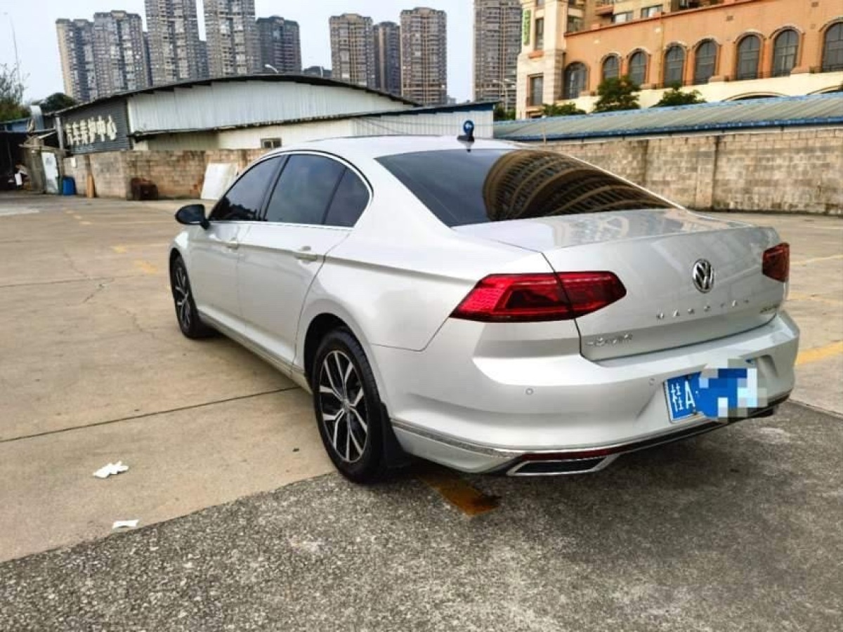 大眾 邁騰  2019款  330TSI DSG 領(lǐng)先型 國(guó)VI圖片