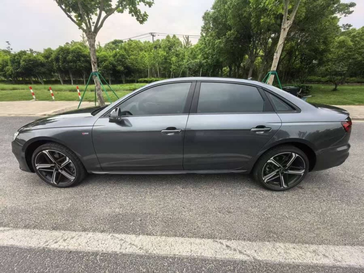 奧迪 奧迪A4L  2024款 40 TFSI 豪華動感型圖片