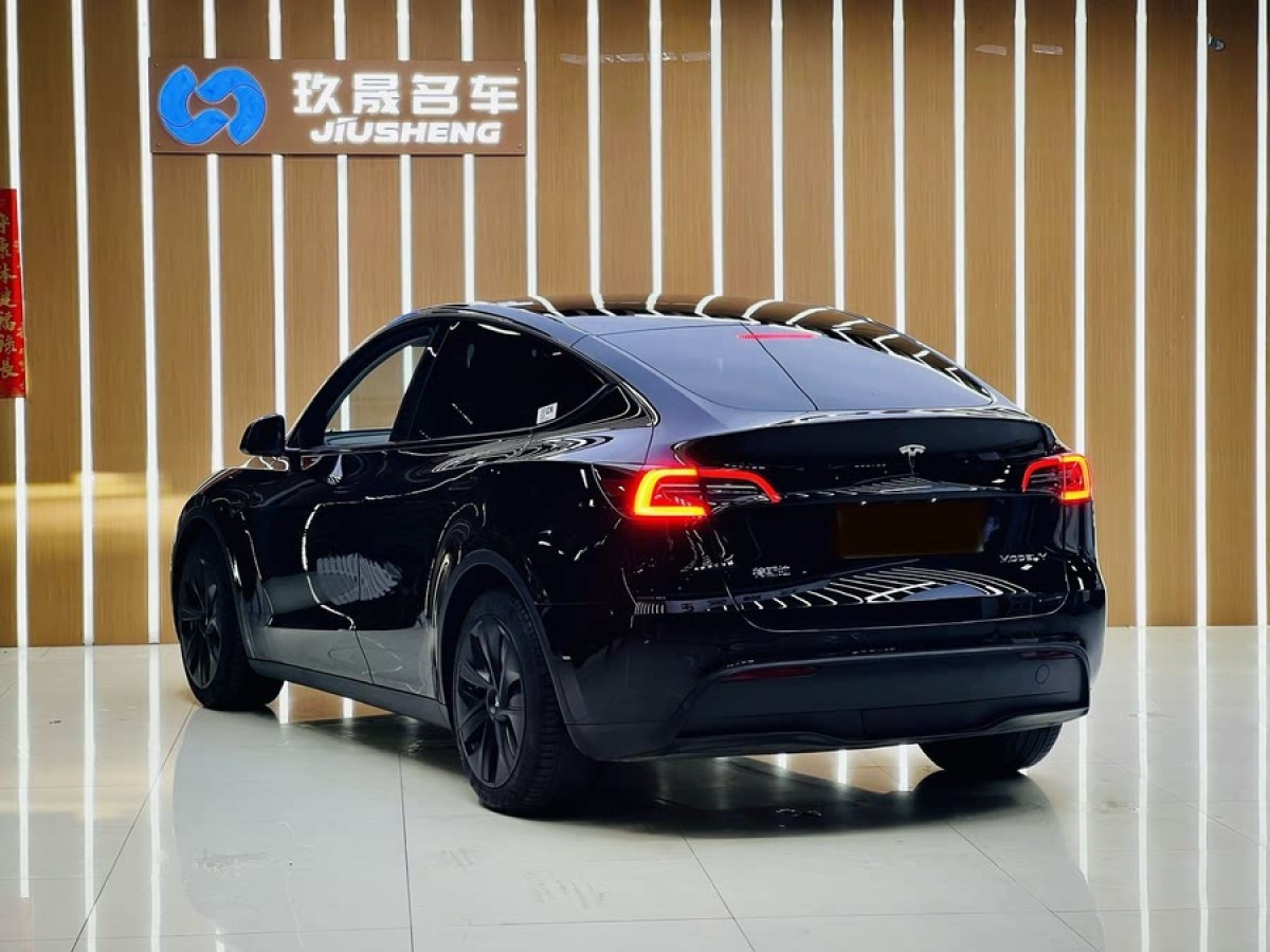 特斯拉 Model Y  2022款 改款 后輪驅(qū)動(dòng)版圖片