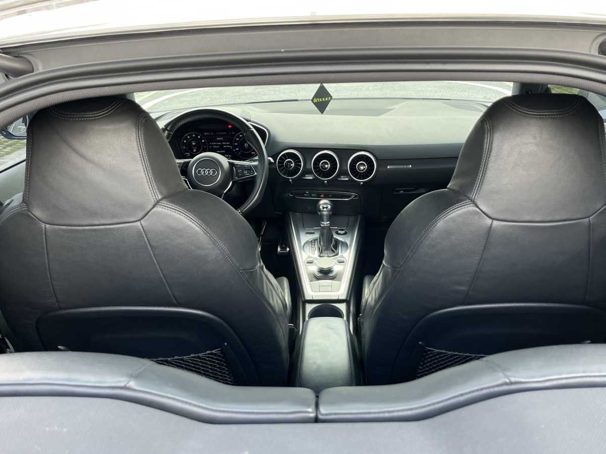 2017年12月奧迪 奧迪TT  2017款 TT Coupe 45 TFSI