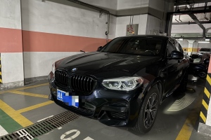 宝马X4 宝马 xDrive 30i M运动曜夜套装