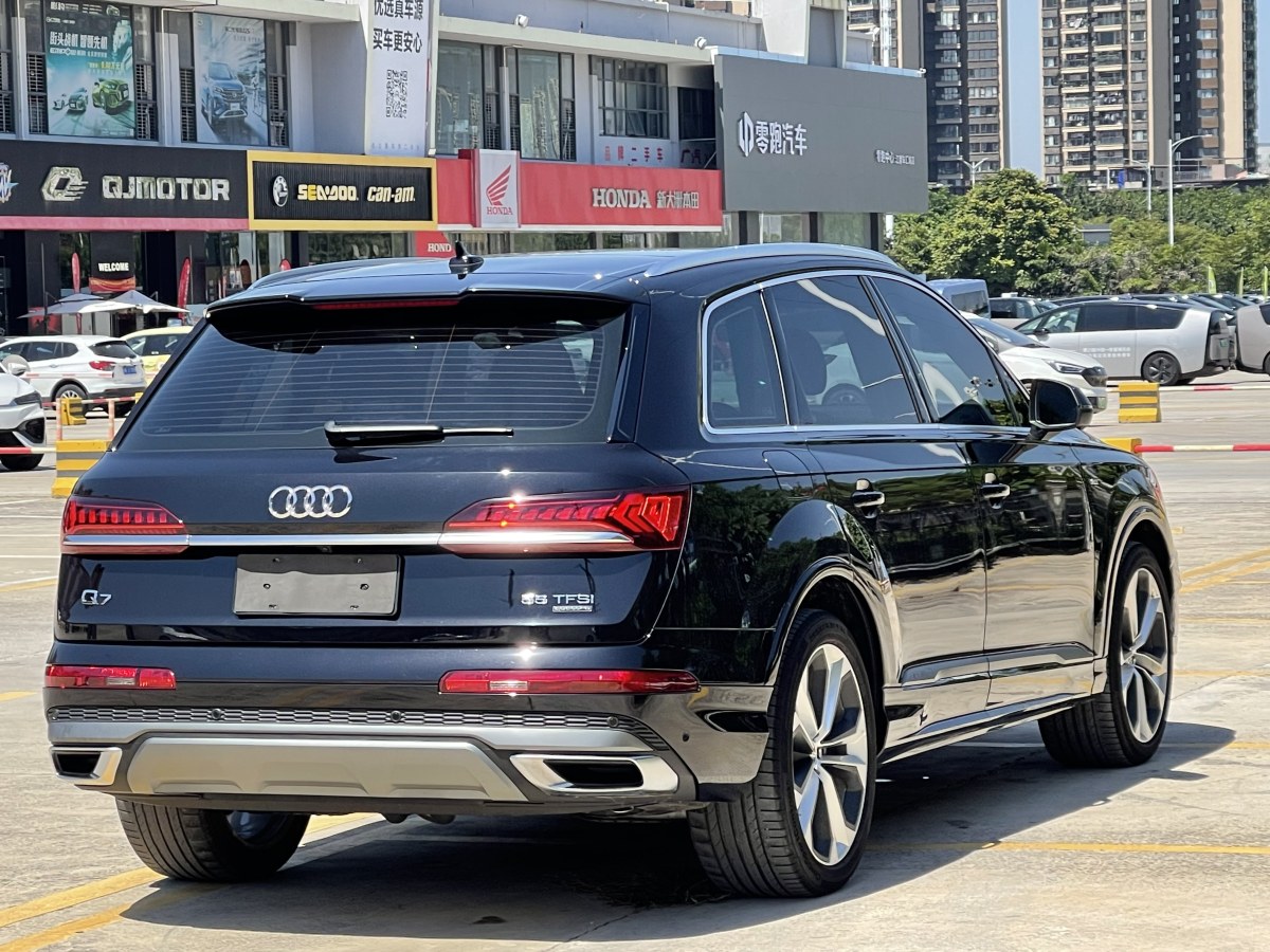 2020年7月奧迪 奧迪Q7  2023款 55 TFSI quattro S line運動型