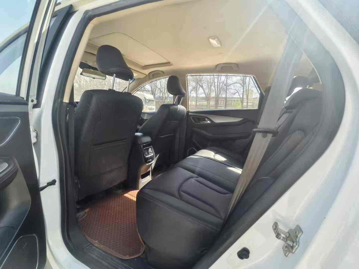 寶駿 560  2016款 1.8L iAMT豪華型圖片