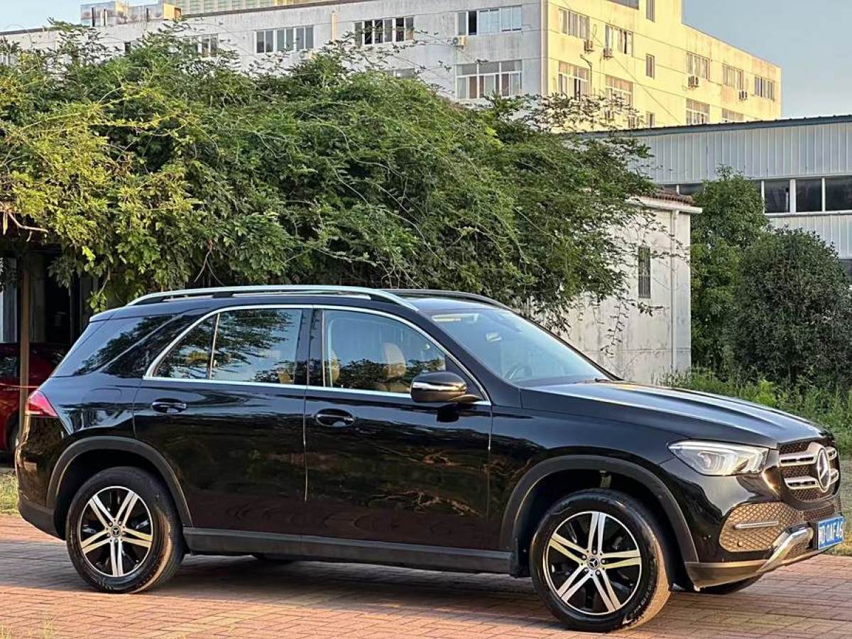 奔馳 奔馳GLE  2022款 改款 GLE 350 4MATIC 時尚型圖片