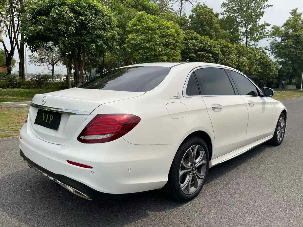 奔馳 奔馳GLE  2020款  GLE 350 4MATIC 時尚型圖片