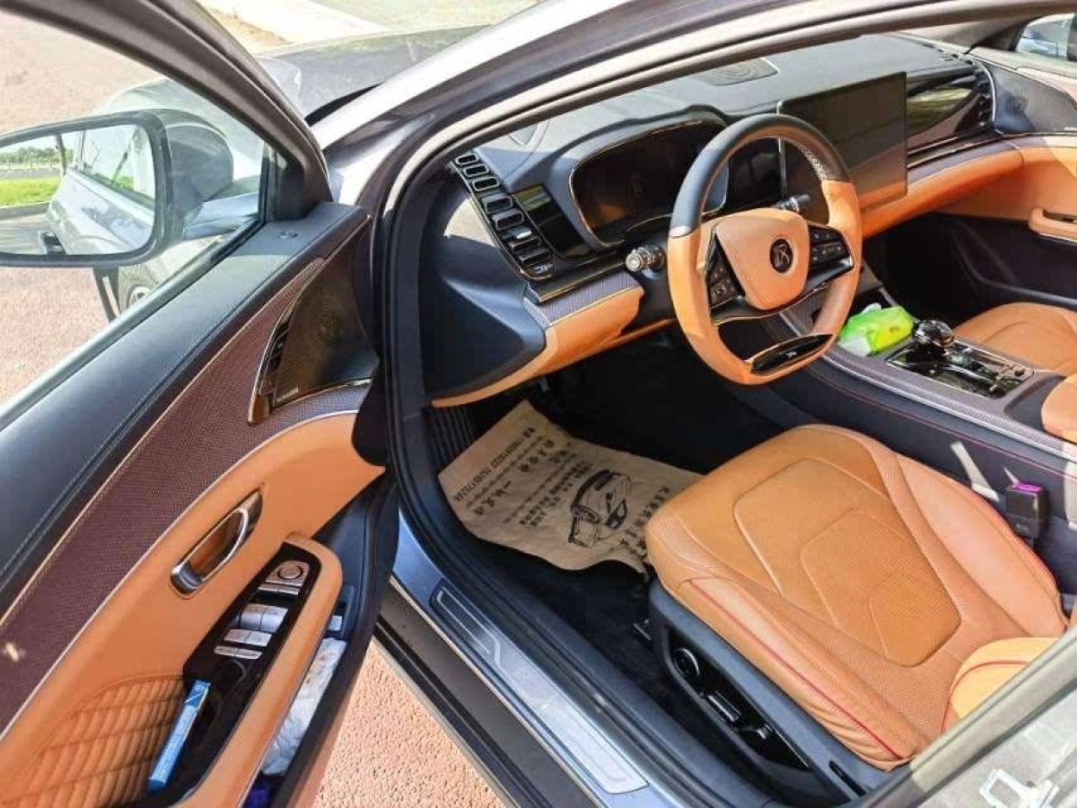 比亞迪 漢  2022款 DM-i 121KM 領(lǐng)航型圖片