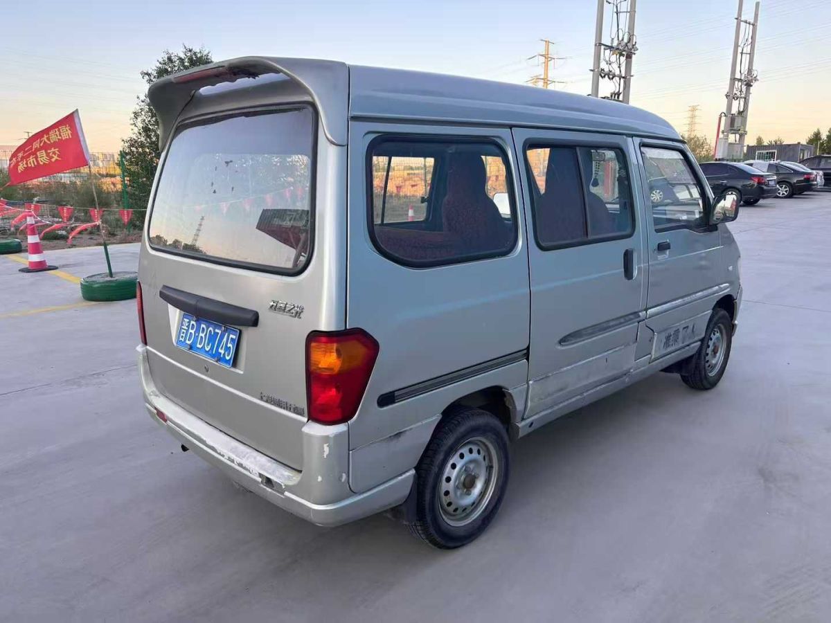 五菱 五菱之光  2013款 1.0L 基本型圖片