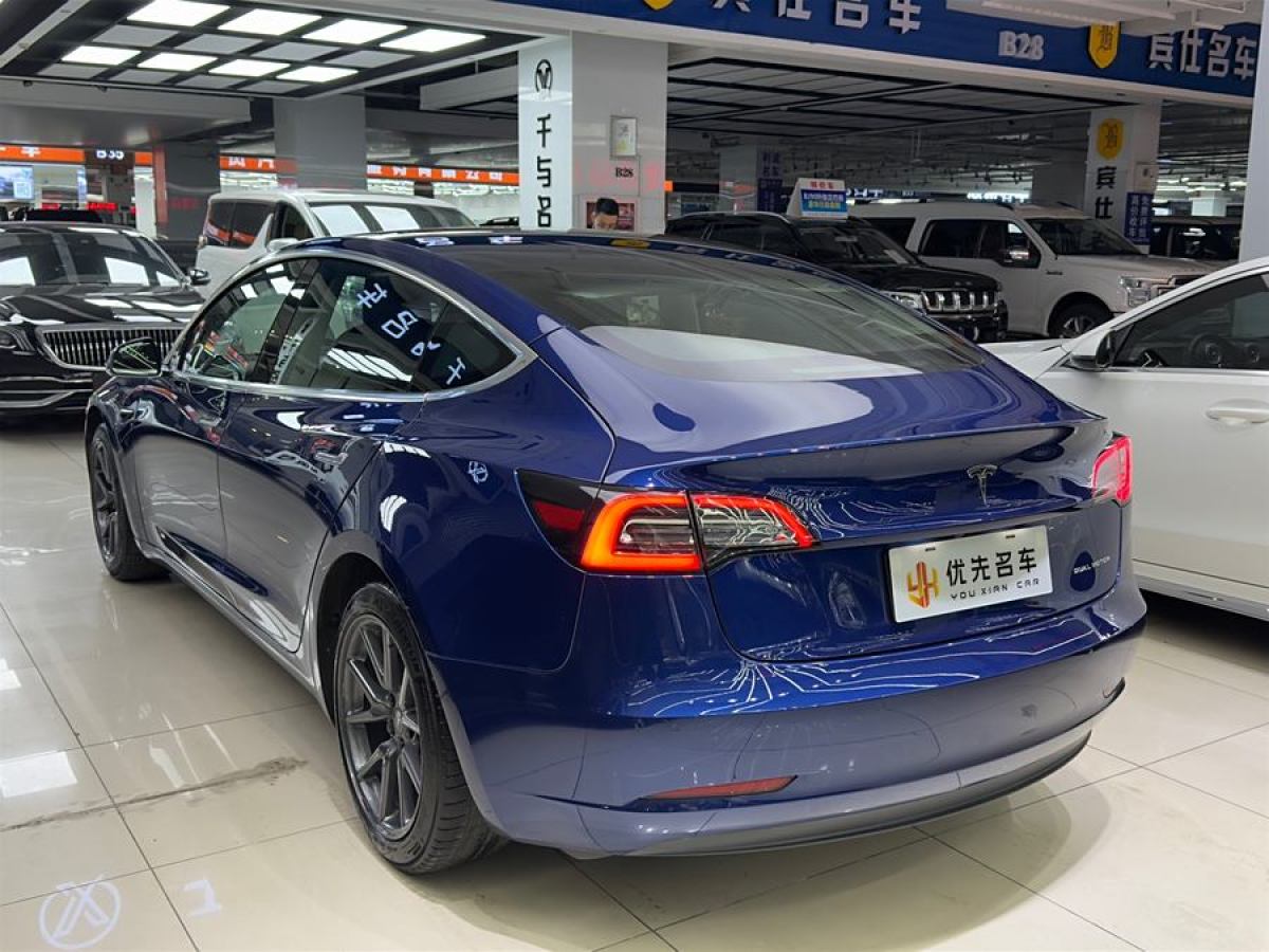 特斯拉 Model 3  2019款 長續(xù)航全輪驅(qū)動(dòng)版圖片