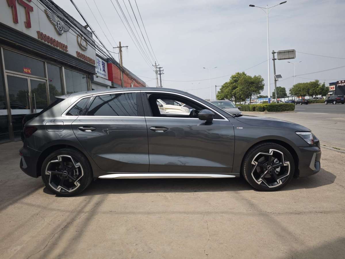 奧迪 奧迪A3  2024款 Sportback 35 TFSI 豪華運(yùn)動(dòng)型圖片