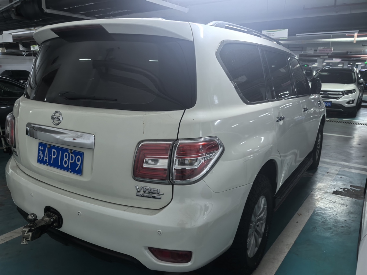 日產(chǎn) 途樂(lè)  2018款 5.6L 標(biāo)準(zhǔn)型圖片