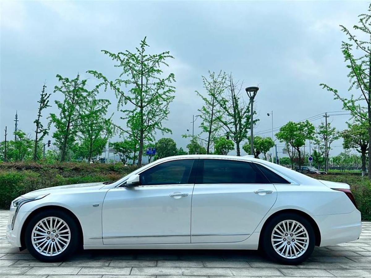 2022年6月凱迪拉克 CT6  2022款 28T 風(fēng)尚型