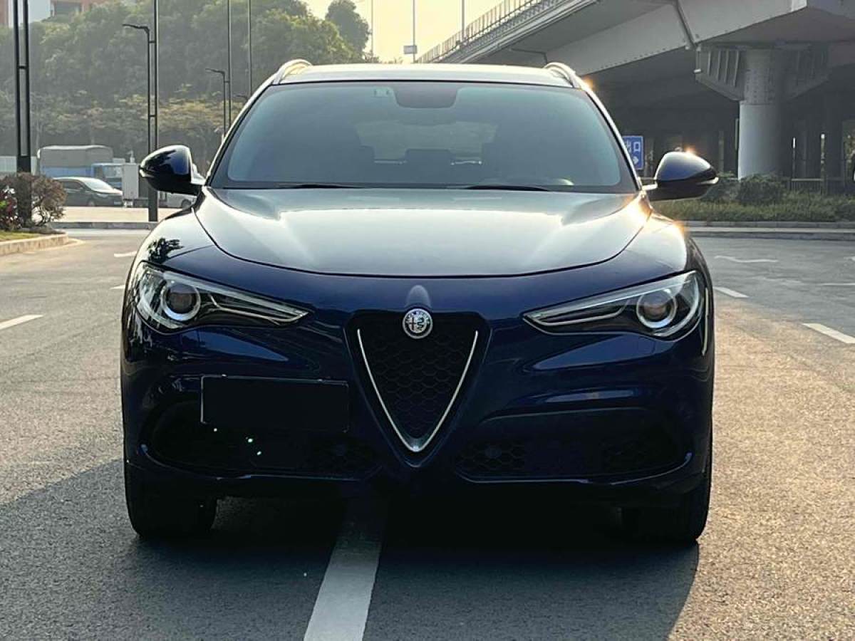 阿爾法·羅密歐 Stelvio  2017款 2.0T 280HP 豪華版圖片