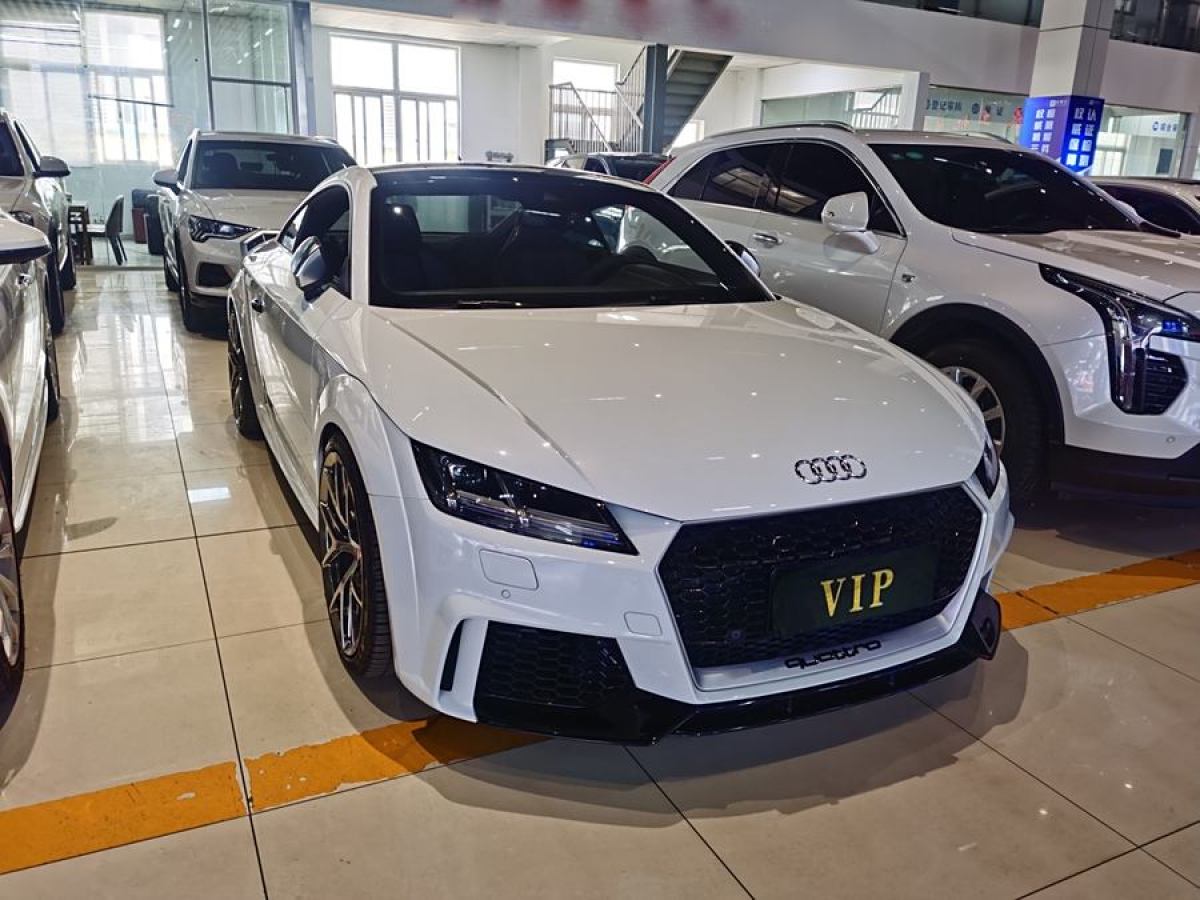 2015年4月奧迪 奧迪TT  2015款 TT Coupe 45 TFSI