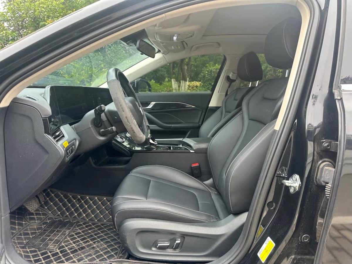 奔騰 B70  2023款 1.5T 自動暢享型圖片