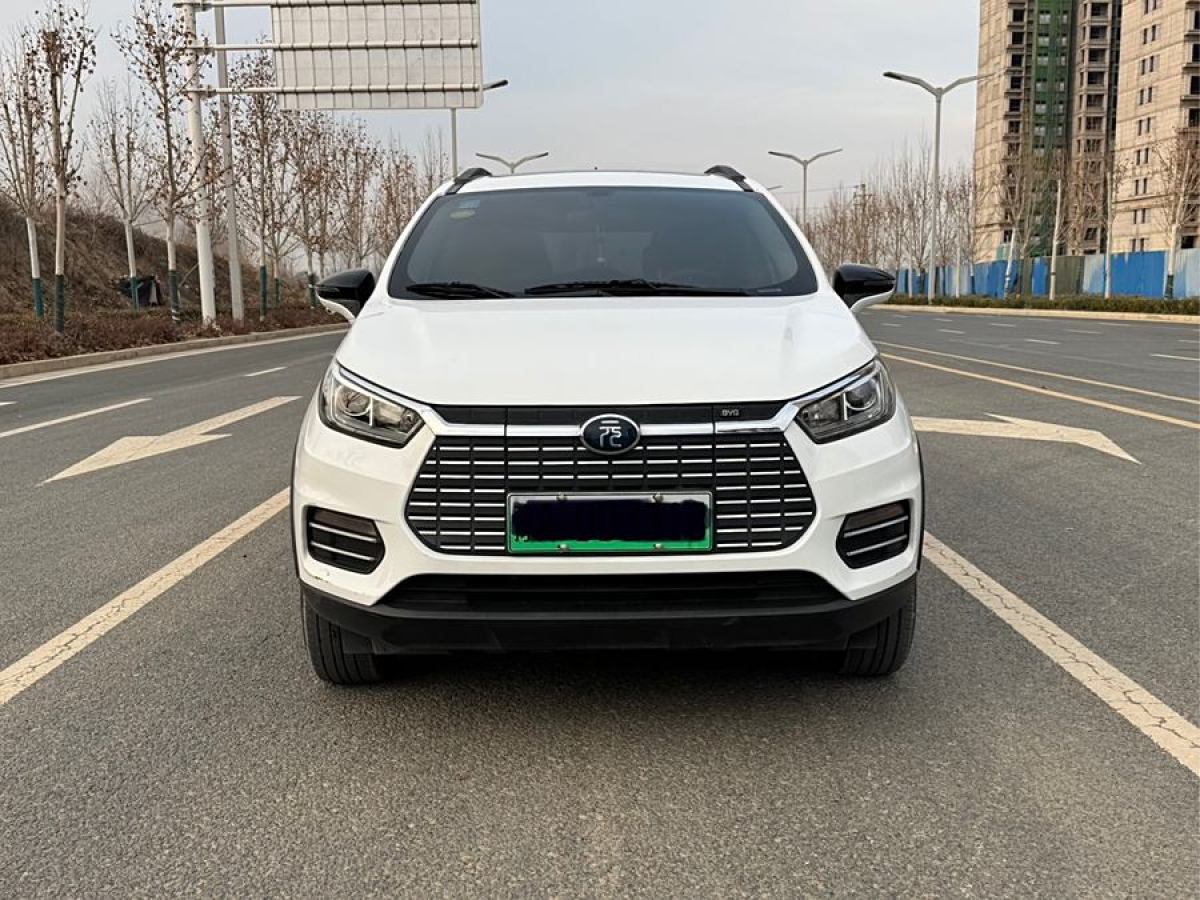 比亞迪 元新能源  2018款 EV360 智聯(lián)炫酷型圖片