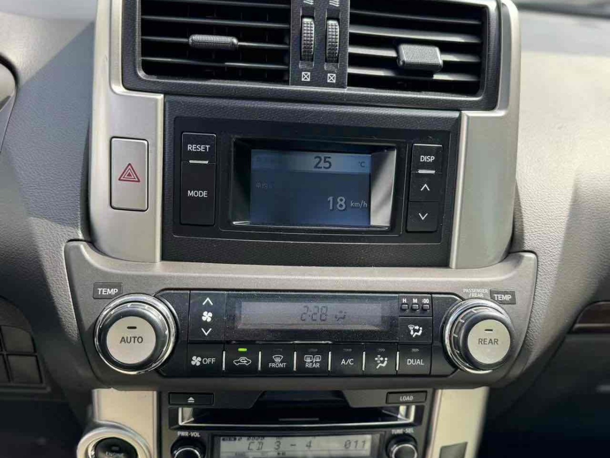 丰田 普拉多  2010款 4.0L 自动VX图片