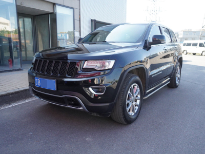 2014年1月 Jeep 大切諾基(進(jìn)口) 3.6L 旗艦尊悅版圖片