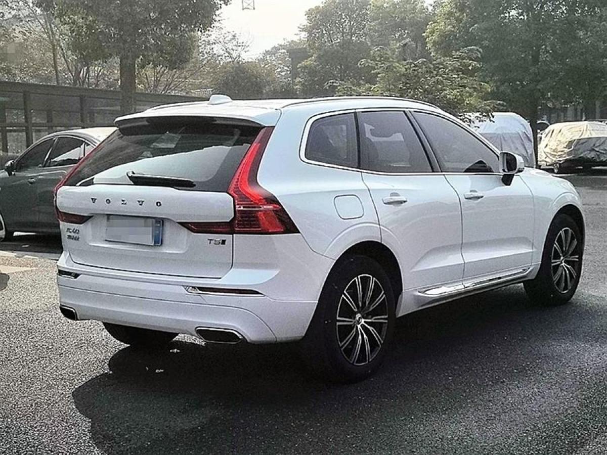 沃爾沃 XC60  2021款 T5 四驅(qū)智遠(yuǎn)豪華版圖片