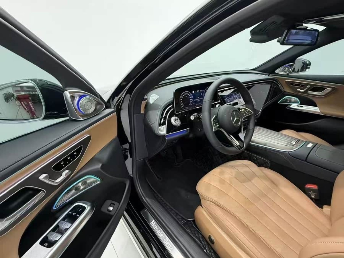 奔馳 奔馳E級  2024款 E 300 L 豪華型圖片