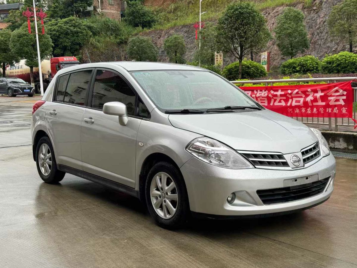 日產(chǎn) 頤達(dá)  2009款 1.6L 自動(dòng)科技版圖片