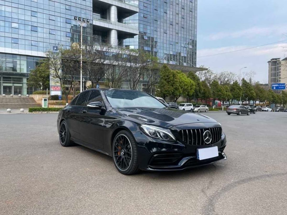 2017年4月奔馳 奔馳C級AMG  2015款 AMG C 63 S