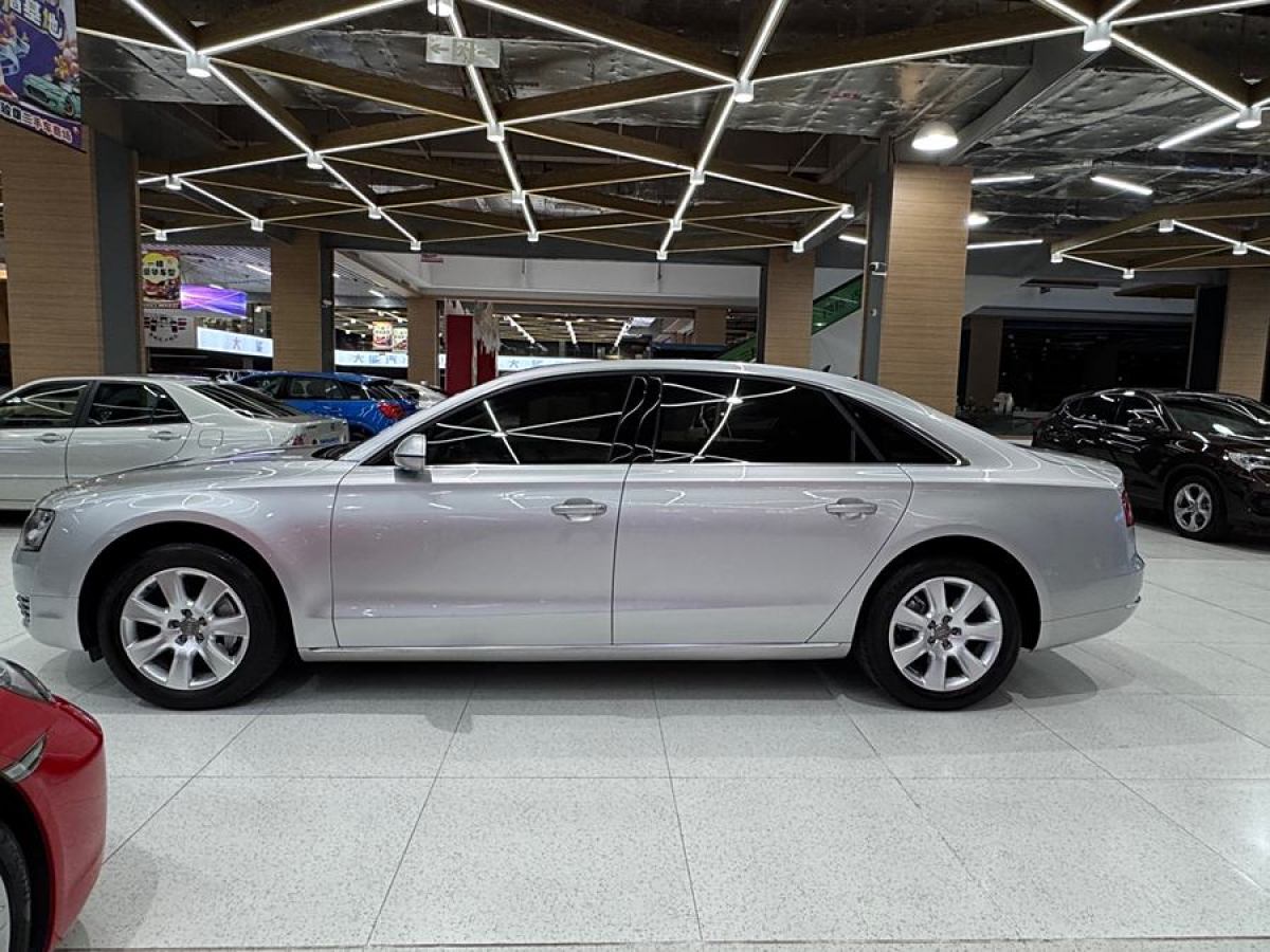 奧迪 奧迪A8  2012款 A8L 45 TFSI quattro豪華型圖片