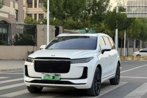 理想ONE 理想 增程6座版