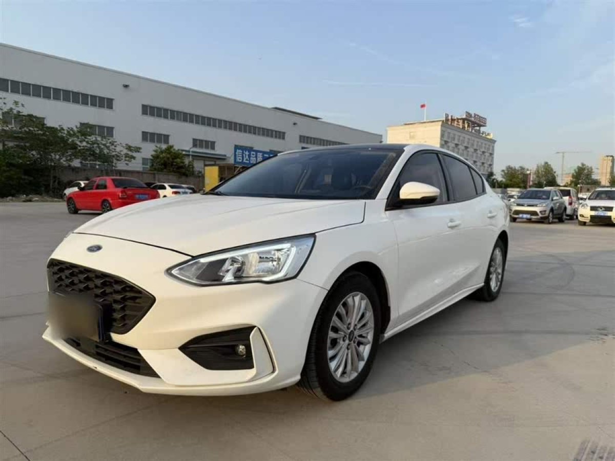福特 福克斯  2020款 三廂 EcoBoost 180 自動鋒潮型圖片