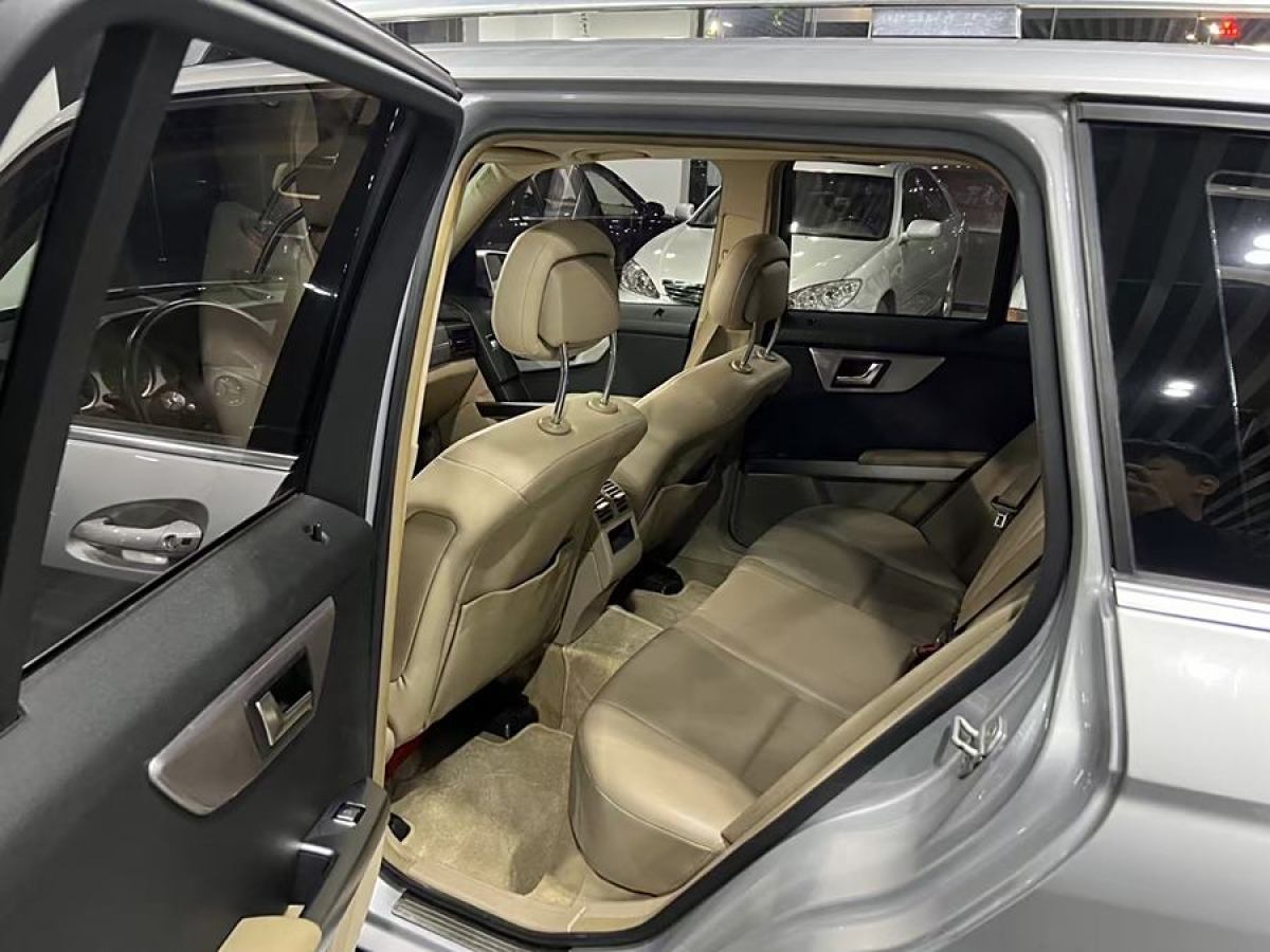 奔馳 奔馳GLK級  2011款 GLK 300 4MATIC 時尚型圖片