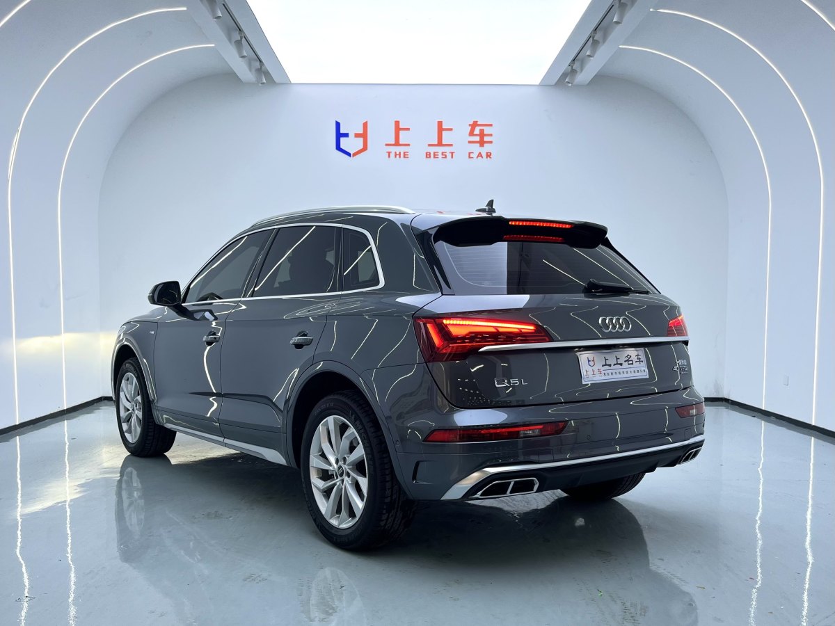 奧迪 奧迪Q5L  2022款 改款 40T 豪華動感型圖片