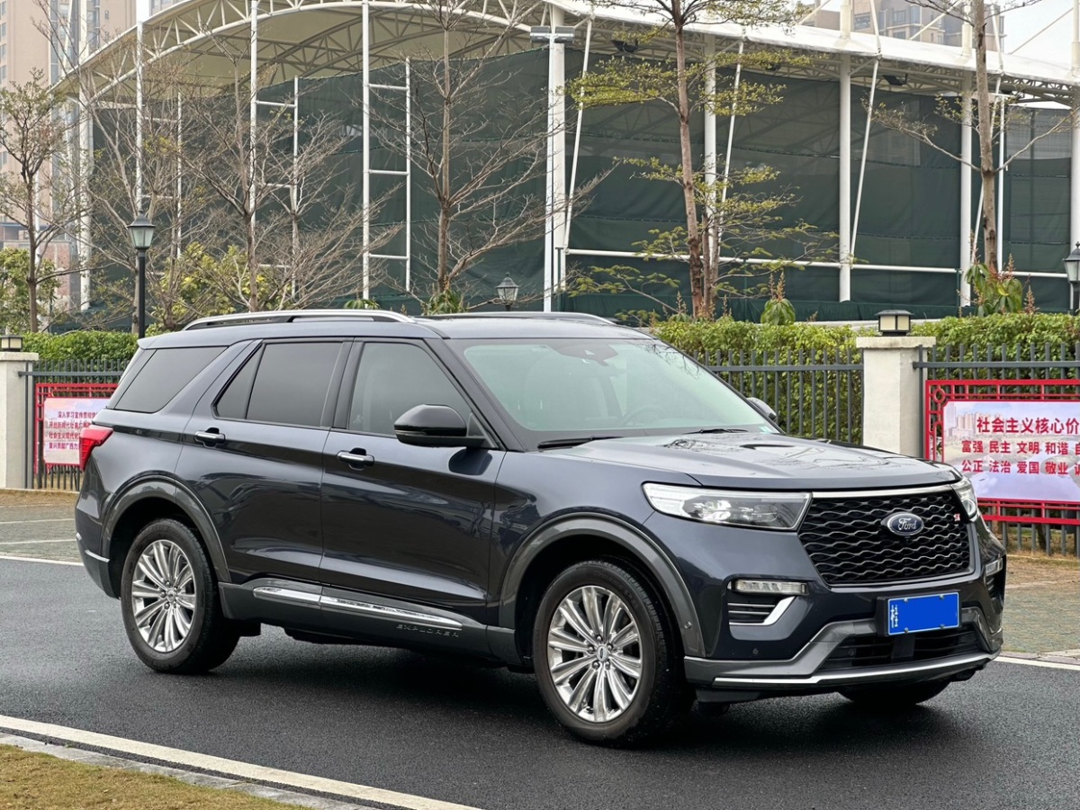 福特 探險(xiǎn)者  2020款 EcoBoost 285 四驅(qū)鈦金版 7座圖片