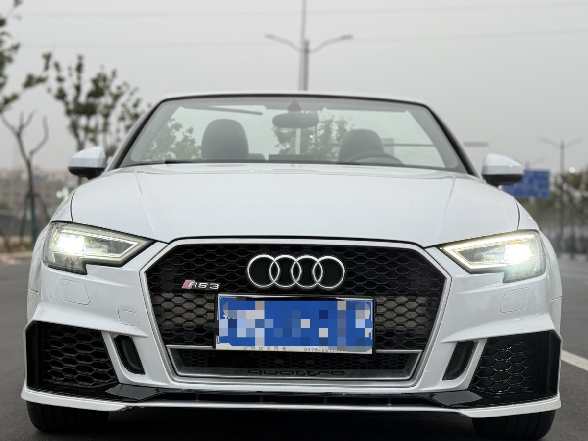 2015年2月奧迪 奧迪A3  2015款 Cabriolet 40 TFSI