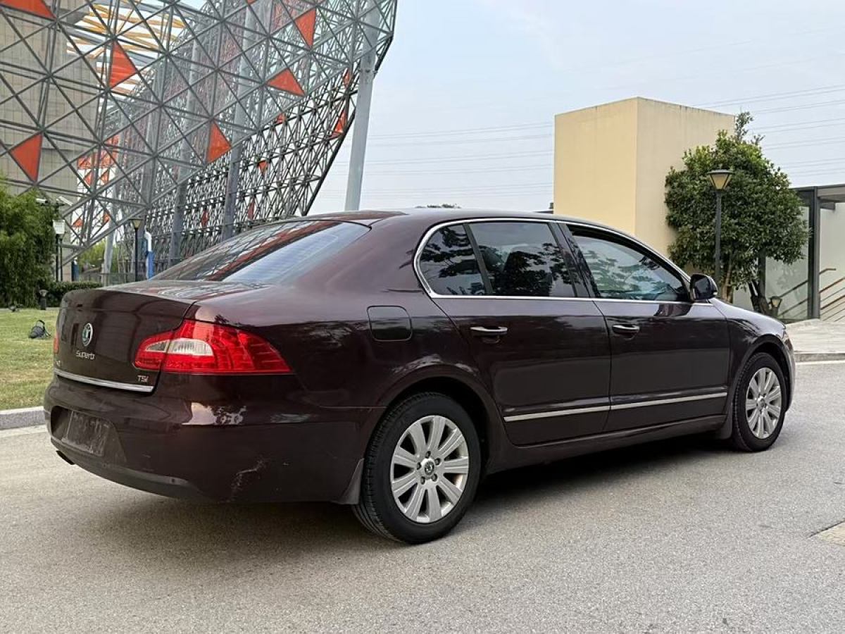 斯柯達(dá) 昊銳  2009款 1.8TSI 自動(dòng)優(yōu)雅版圖片