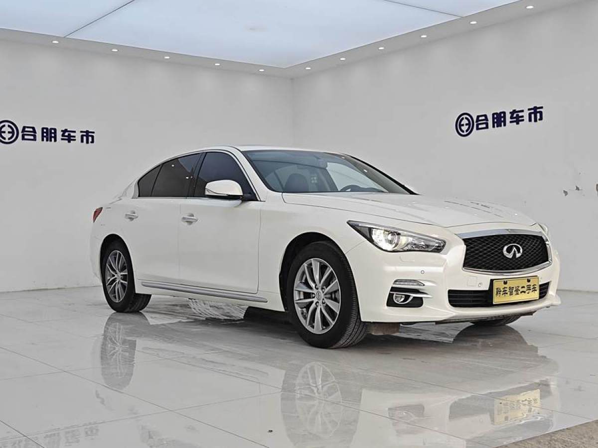 英菲尼迪 Q50L  2016款 2.0T 悅享版圖片