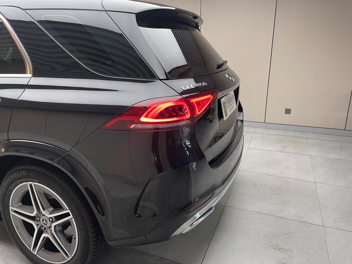 奔馳 奔馳GLE  2020款 改款 GLE 350 4MATIC 豪華型圖片