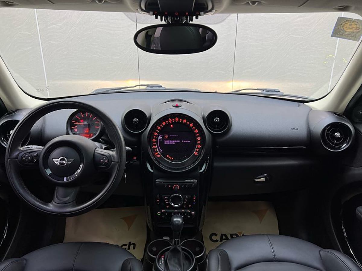 MINI COUNTRYMAN  2016款 1.6T COOPER ALL4 Fun裝備控圖片