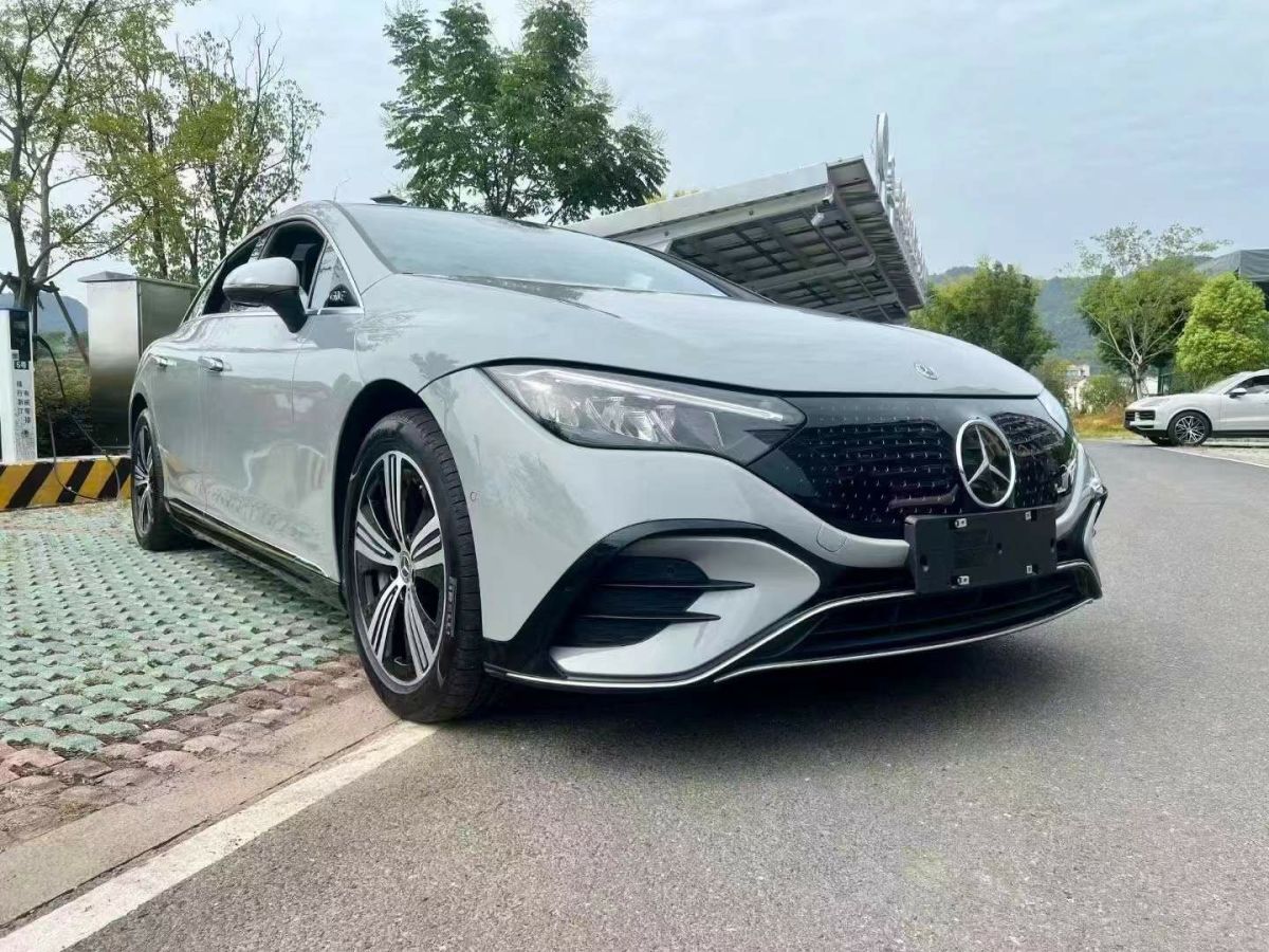 奔馳 奔馳EQE SUV  2023款 350 4MATIC 豪華版圖片