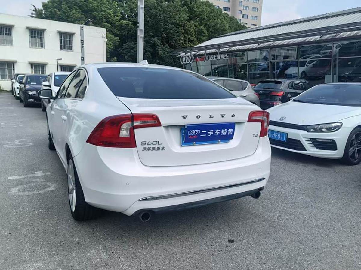 沃爾沃 S60  2016款 L 2.0T T4 智遠(yuǎn)版圖片