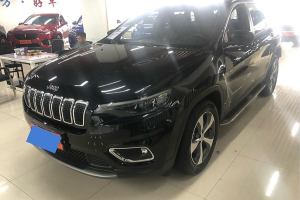 自由光 Jeep 2.0T 兩驅(qū)領(lǐng)先版