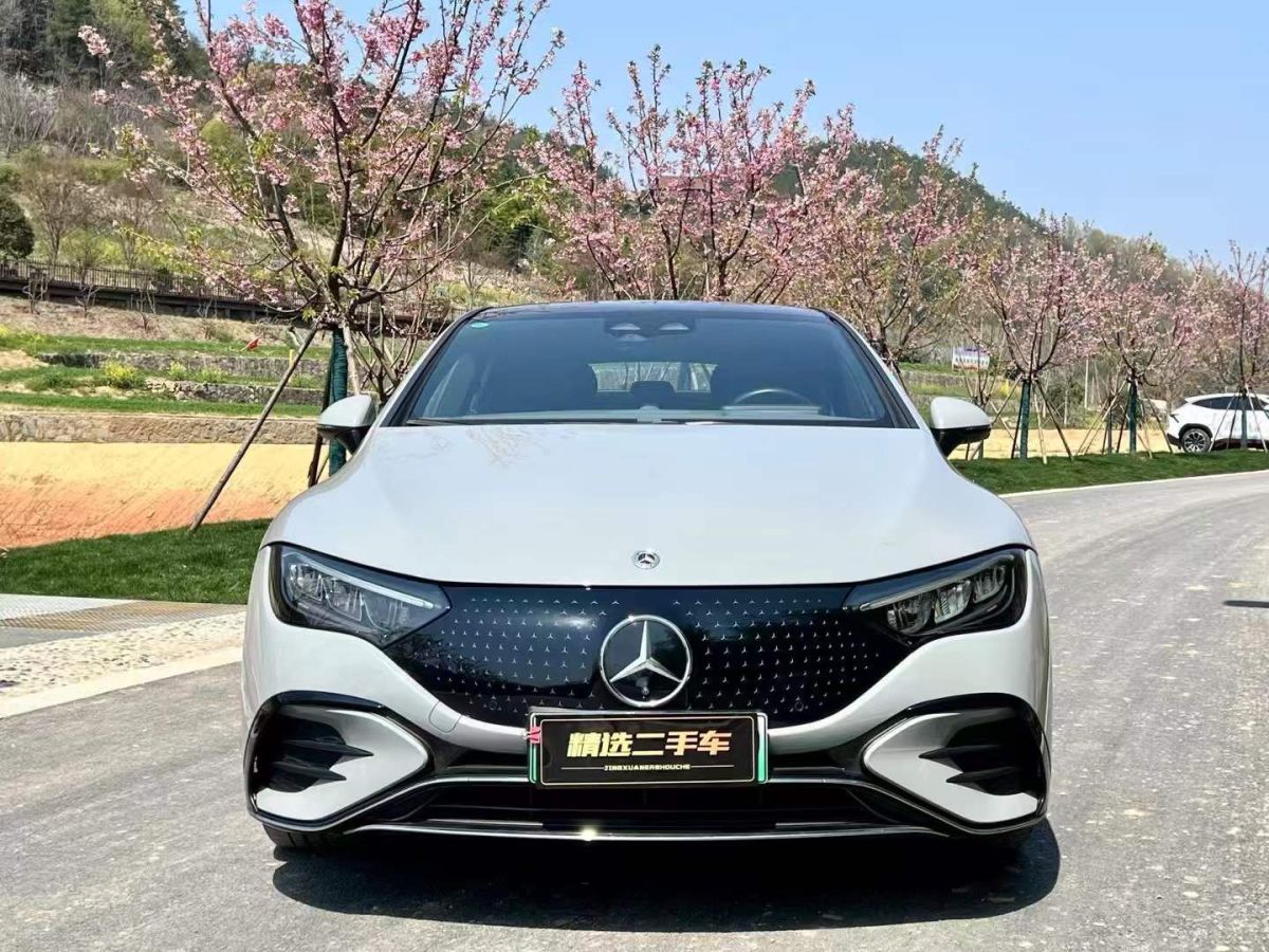 2023年1月奔馳 奔馳EQE SUV  2023款 350 4MATIC 豪華版