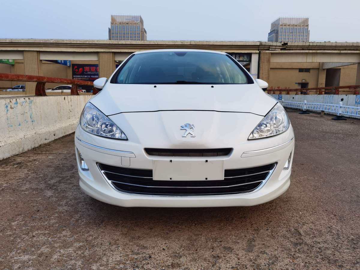 標(biāo)致 408  2013款 2.0L 自動舒適版圖片