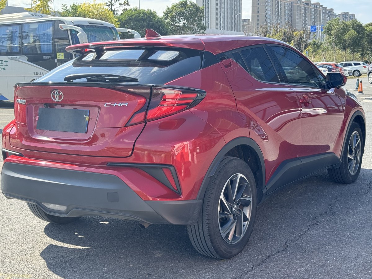 豐田 C-HR  2023款 2.0L 豪華版圖片