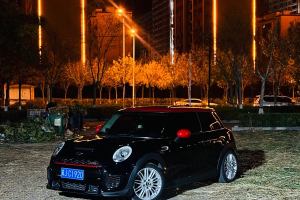 MINI MINI 2.0T COOPER S Excitement