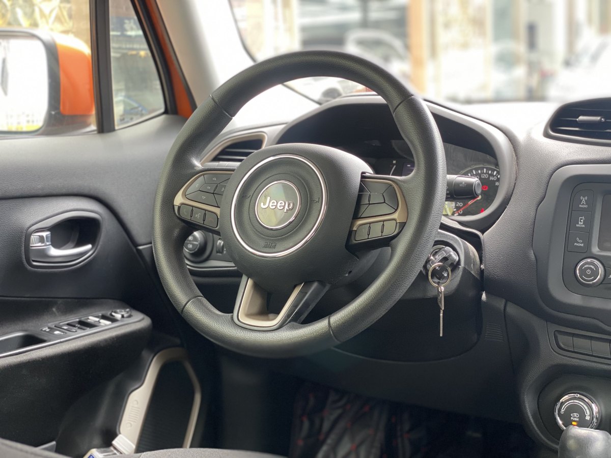 Jeep 自由侠  2017款 180T 自动动能版+图片
