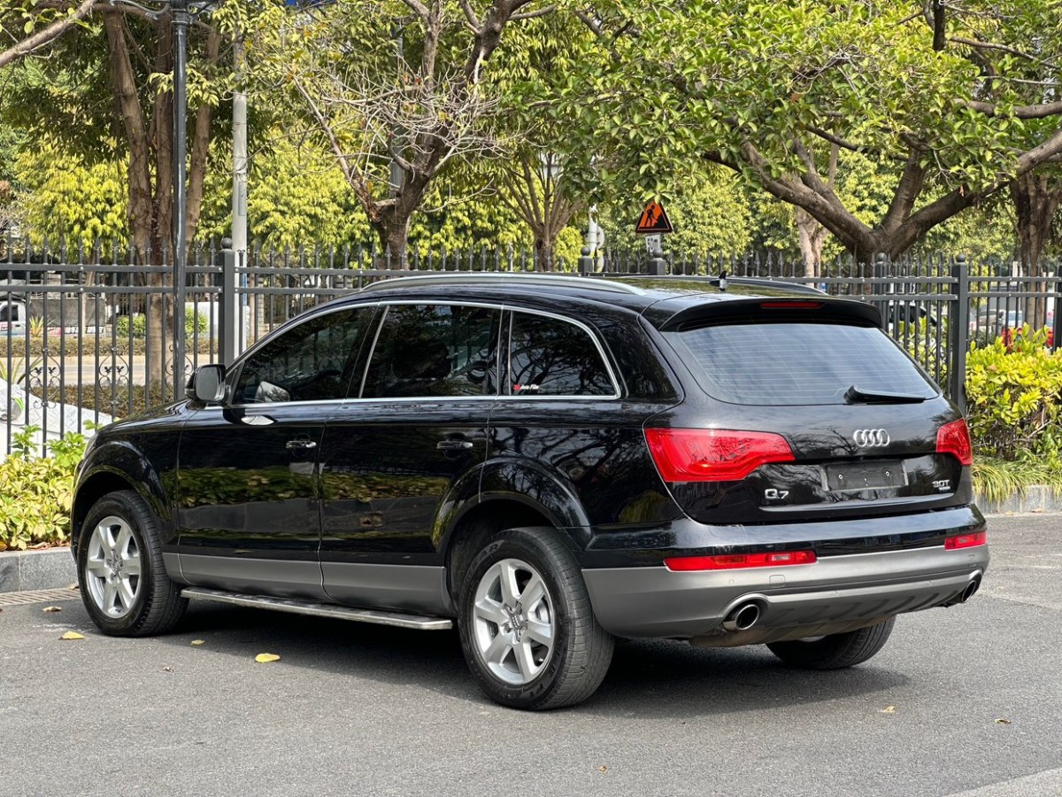 奧迪 奧迪Q7  2012款 3.0 TFSI 進取型(200kW)圖片