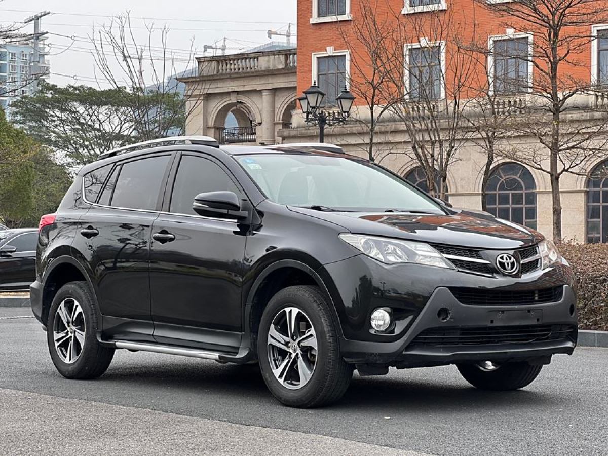 豐田 RAV4榮放  2015款 2.0L CVT兩驅(qū)風(fēng)尚版圖片