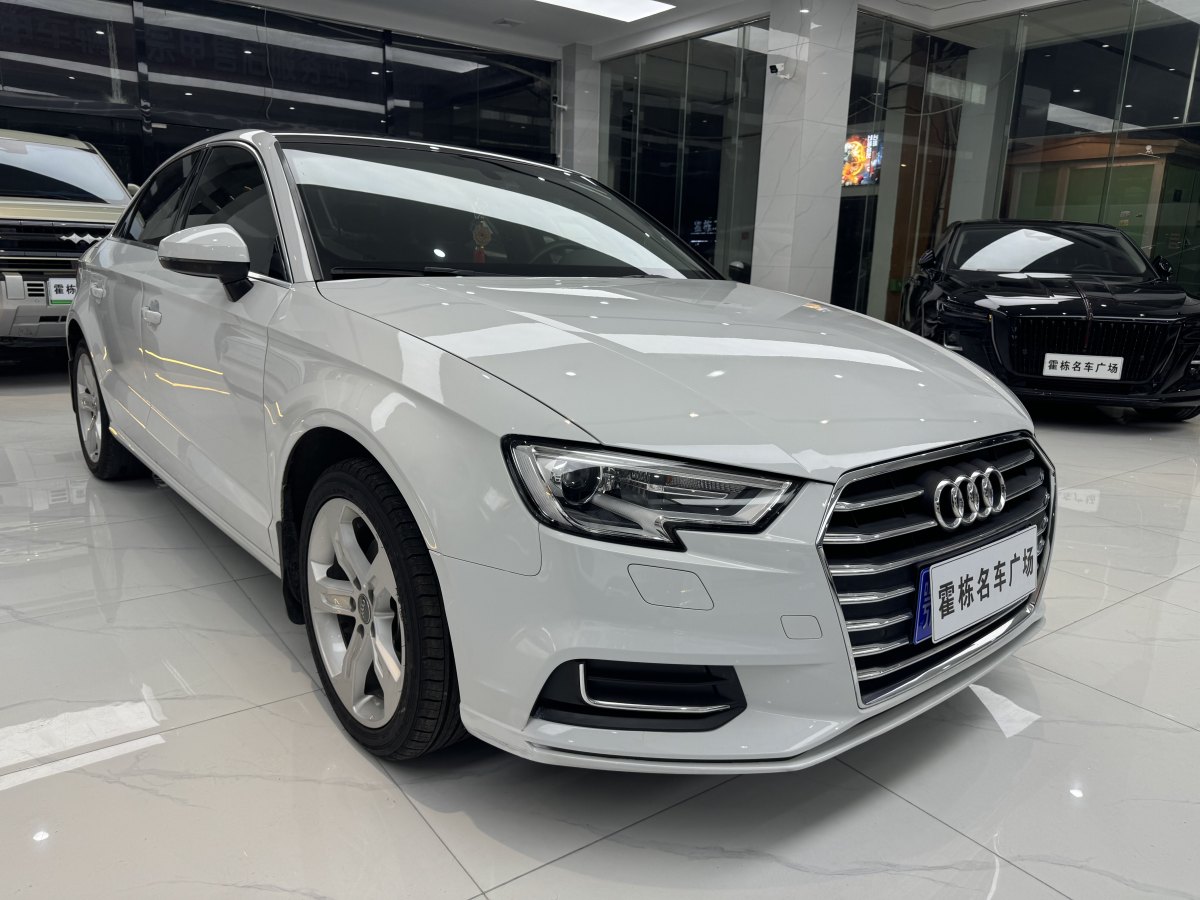 奧迪 奧迪A3  2017款 Limousine 35 TFSI 時(shí)尚型圖片