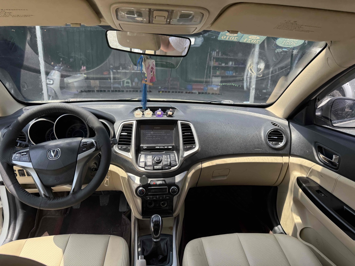 長安 逸動  2015款 1.6L 手動豪華型 國V圖片