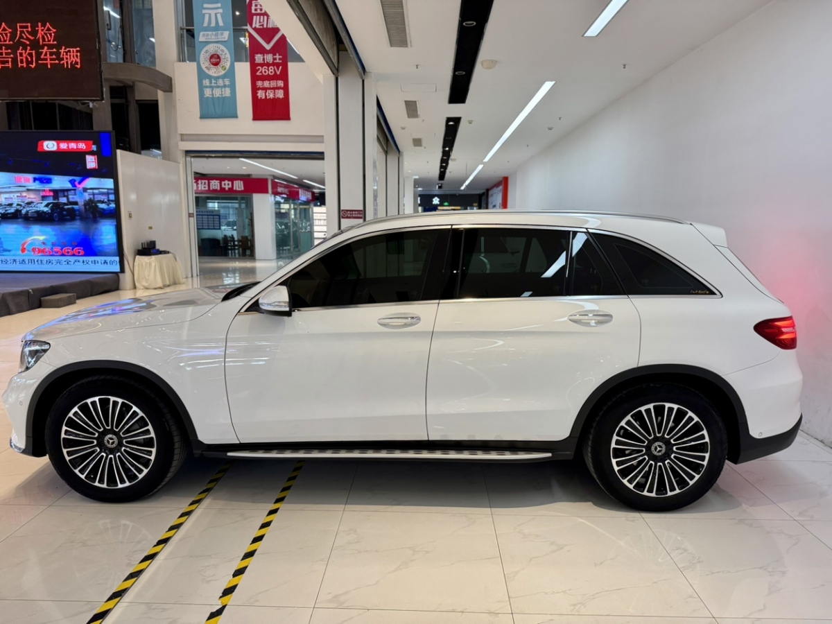 奔驰 奔驰GLC  2019款 GLC 260 4MATIC 动感型图片