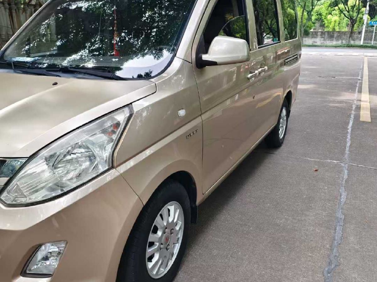 五菱 五菱榮光  2019款  1.2L S 基本型圖片
